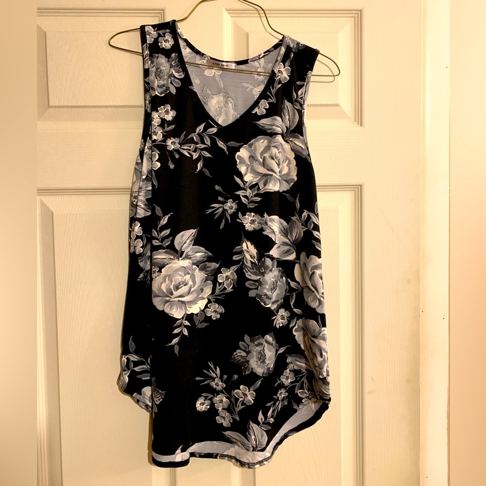 Super soft black sleeveless shirt with white/grey flowers